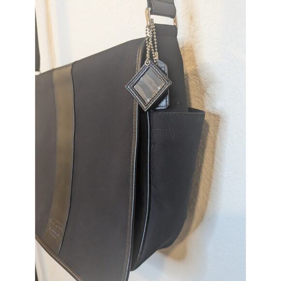 Authentic COACH Black Transatlantic Messenger Bag Black Neoprene Leather $295 - Picture 10 of 16